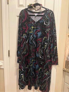 LuLaRoe Black V-Neck Midi Dress with Multicolor Swirl Print 2x with necklace